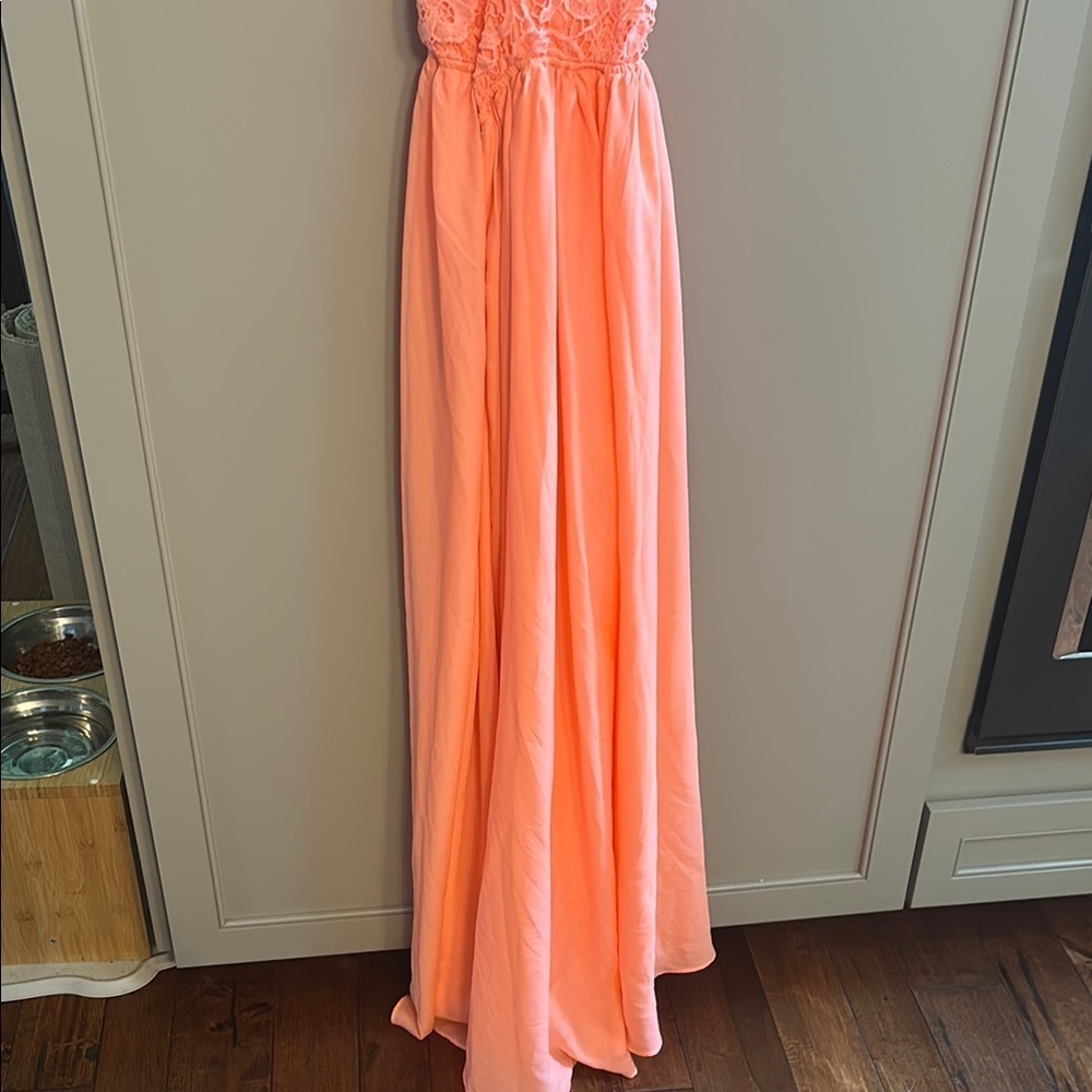 Elegant Coral Lace Maxi Dress lg - Picture 5 of 7